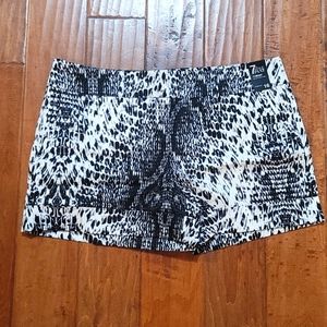 NWT black and white shorts